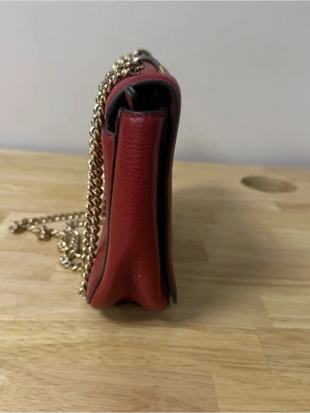 Tory Burch Red Shoulder Bag Gold Chain Strap Magnetic Snap Closure